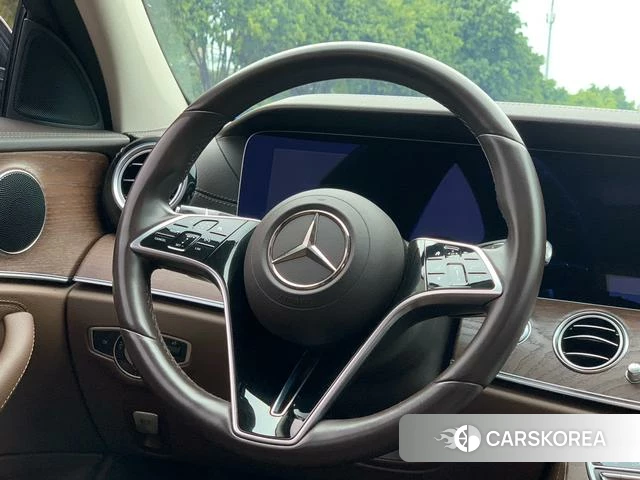 Mercedes-Benz E-class PHEV id 4261074 из Китая 9