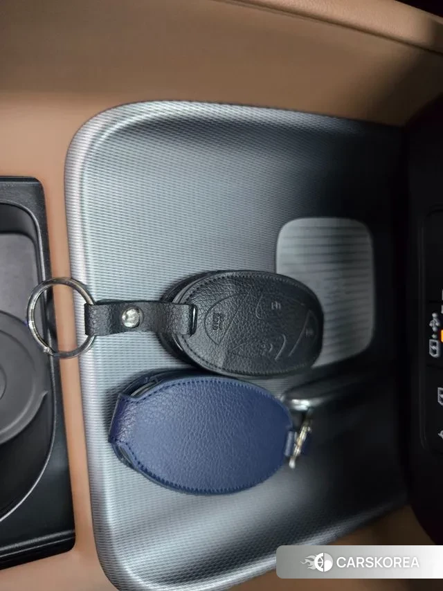 Hyundai Grandeur (GN7) id 3058291 из Кореи 9