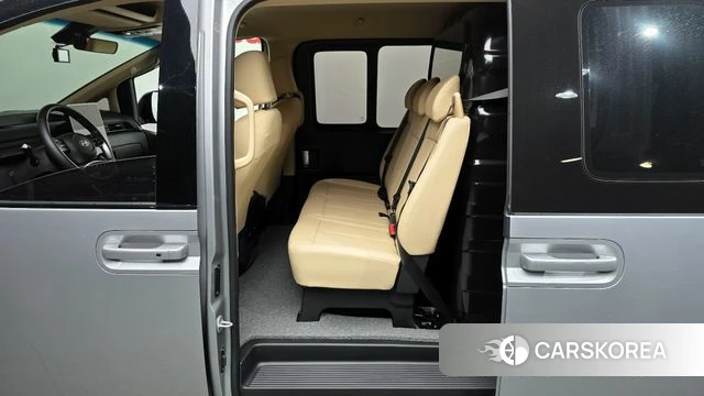 Hyundai Staria id 3810947 из Кореи 9