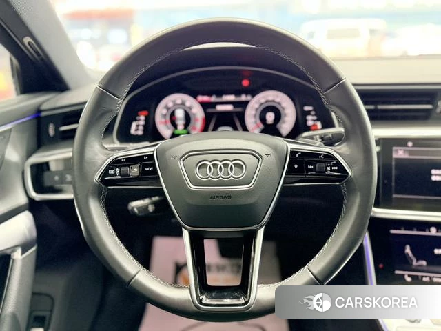 Audi A6L id 4259538 из Китая 9