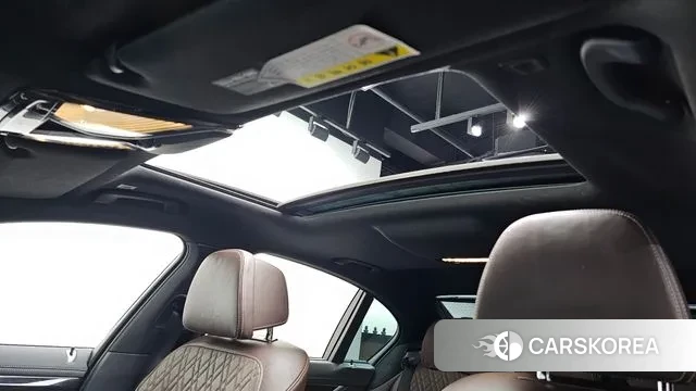 BMW 7 Series (G11) id 3480320 из Кореи 9