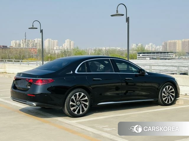 Mercedes-Benz E-class id 4271643 из Китая 9