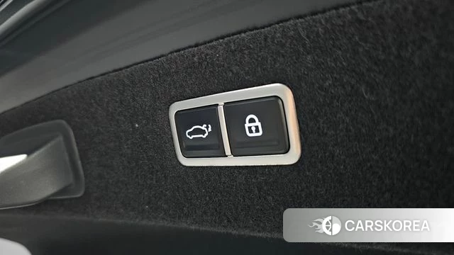 Genesis G90 (RS4) id 4692348 из Кореи 9