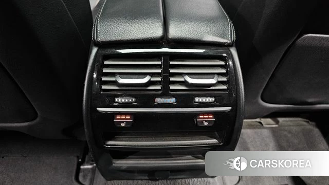 BMW 5 Series (G30) id 3894150 из Кореи 9