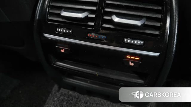 BMW 5 Series (G30) id 4311133 из Кореи 9