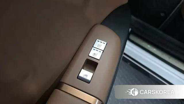 Hyundai Grandeur (GN7) id 3751549 из Кореи 9