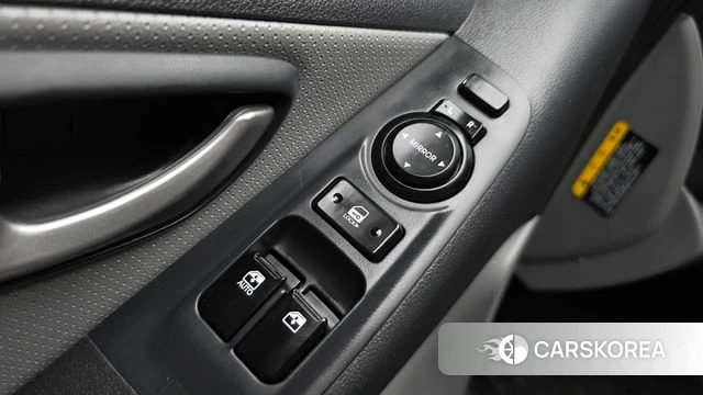 Hyundai The New Grand Starex id 4697972 из Кореи 9