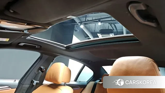 BMW 5 Series (G30) id 3765027 из Кореи 9