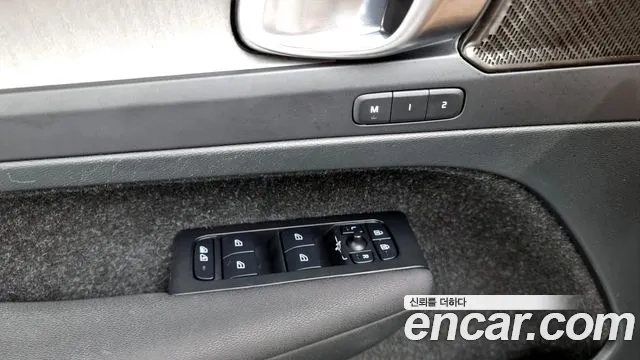 Volvo XC40 id 2906708 из Кореи 9