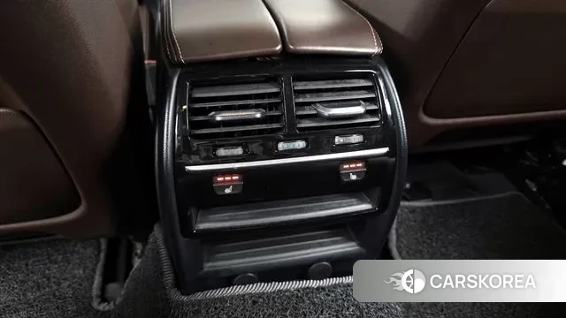 BMW 5 Series (G30) id 3429235 из Кореи 9