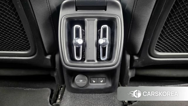 Polestar Polestar 2 id 4293319 из Кореи 9