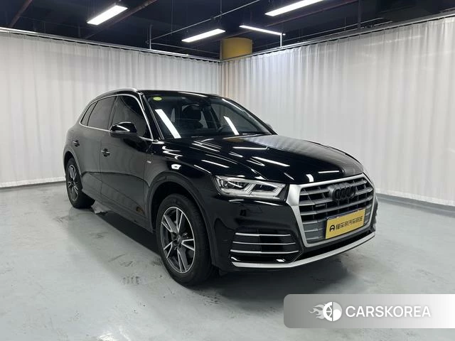 Audi Q5L id 4365958 из Китая 9