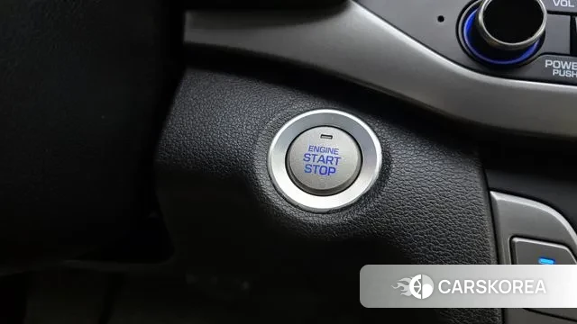 Hyundai Avante AD id 3013973 из Кореи 9