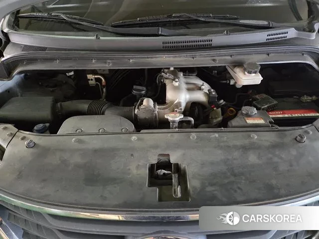 Hyundai The New Grand Starex id 3374699 из Кореи 9