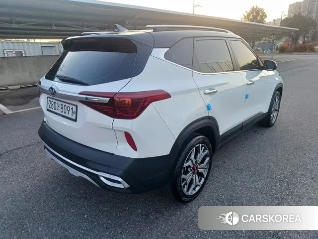 Kia Seltos id 3728168 из Кореи 9