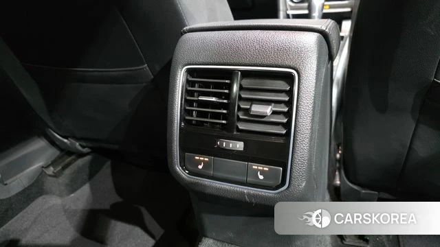 Volkswagen The New Passat id 4345556 из Кореи 9