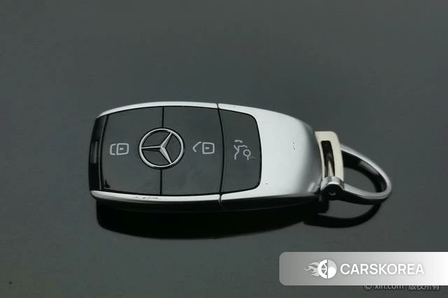 Mercedes-Benz E-class id 4261727 из Китая 9