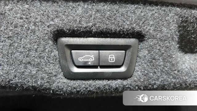 BMW 5 Series (G60) id 3876455 из Кореи 9