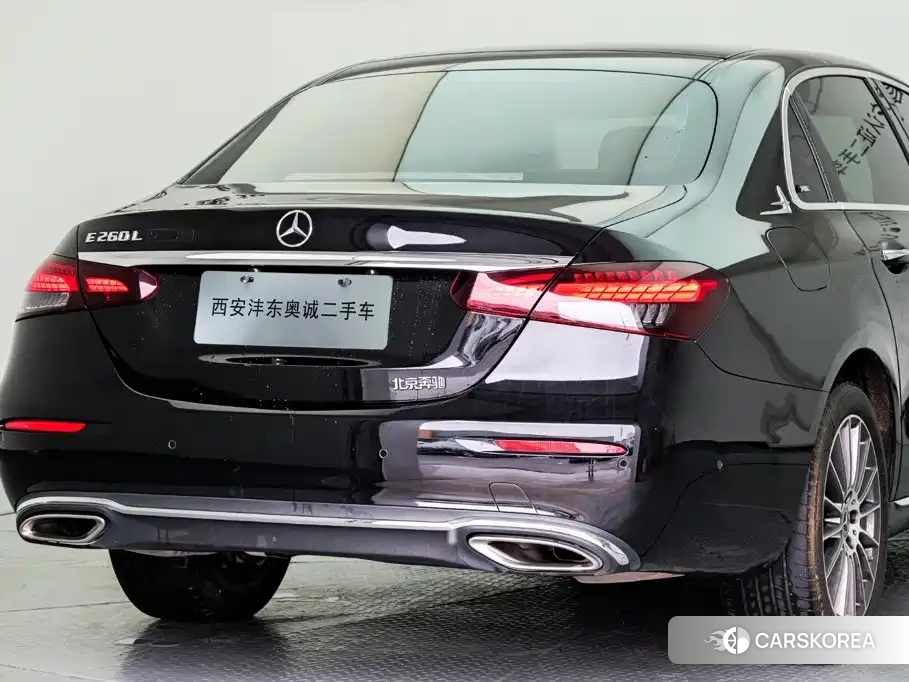 Mercedes-Benz E-Class id 4674299 из Китая 9
