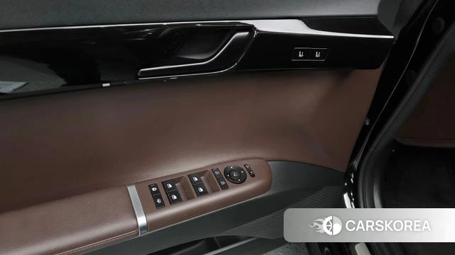 Hyundai Grandeur Hybrid (GN7) id 4337196 из Кореи 9