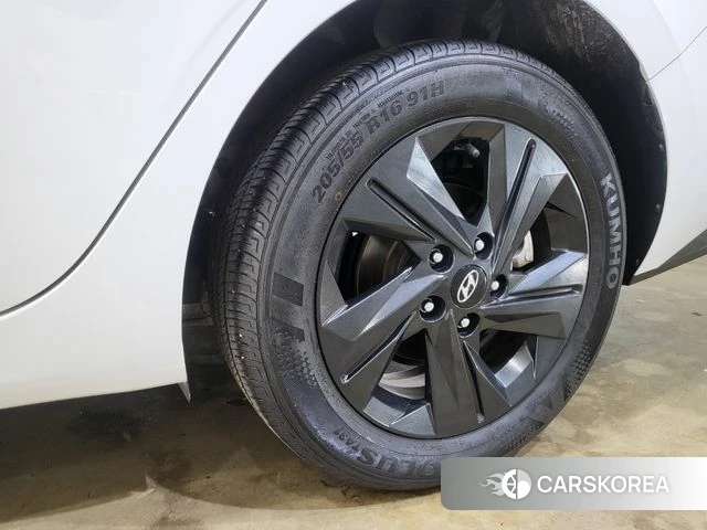 Hyundai Avante (CN7) id 4392564 из Кореи 9