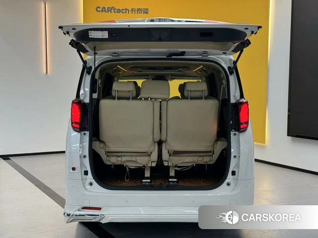Toyota Elfa id 4274432 из Китая 9