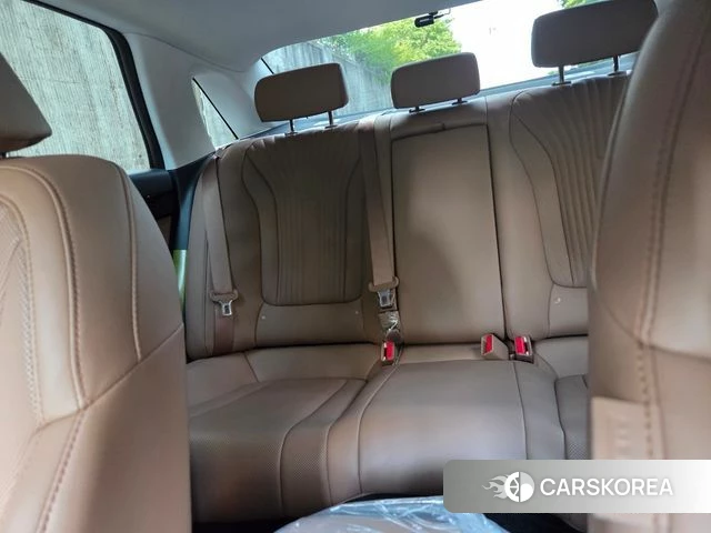 Hyundai Grandeur (GN7) id 4441458 из Кореи 9