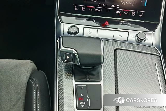 Audi A6L id 4275986 из Китая 9