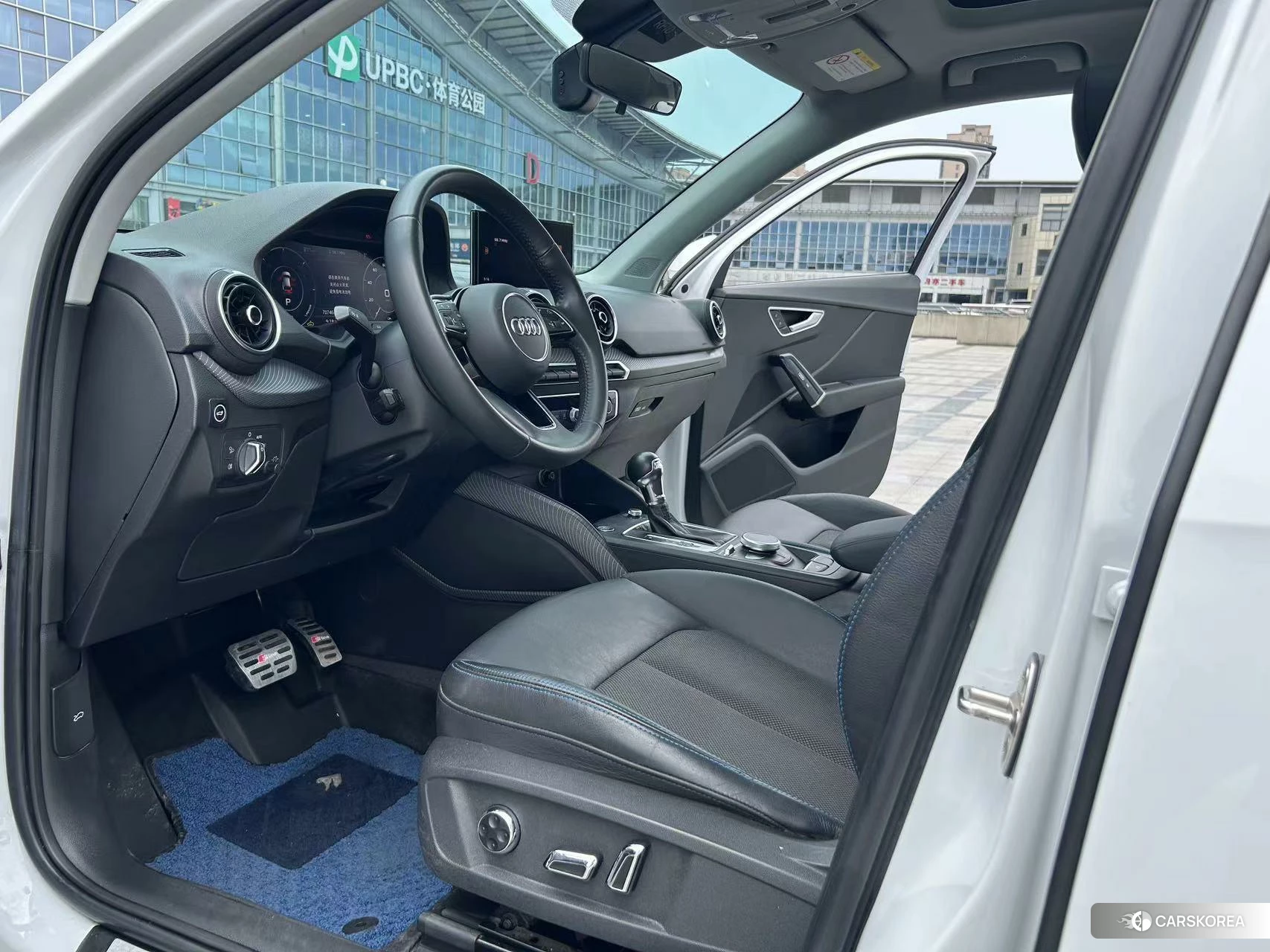 Audi Q2L id 4498989 из Китая 9