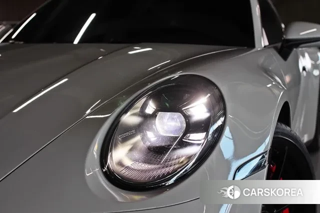 Porsche 911(992) id 2973362 из Кореи 9
