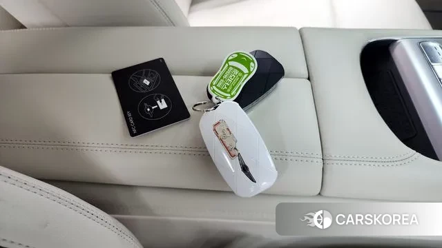 Genesis G90 (RS4) id 3518431 из Кореи 9