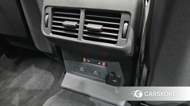Land Rover Range Rover Velar id 4686333 из Кореи 9