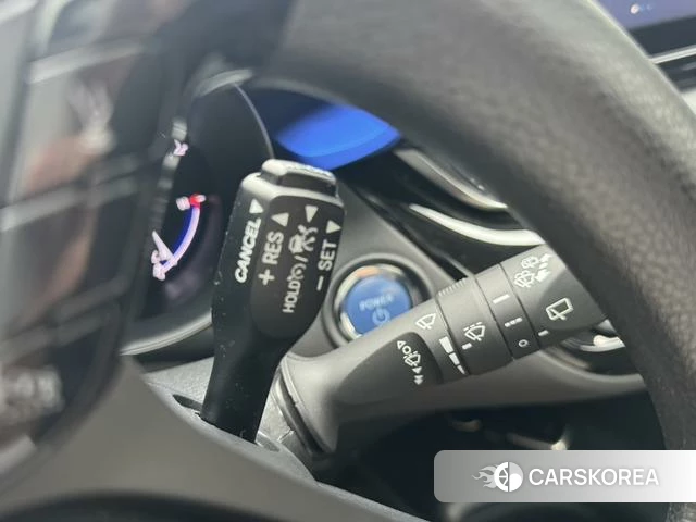 Toyota C-HR id 4263676 из Китая 9
