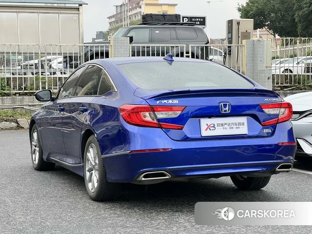 Honda Accord id 4290588 из Китая 9