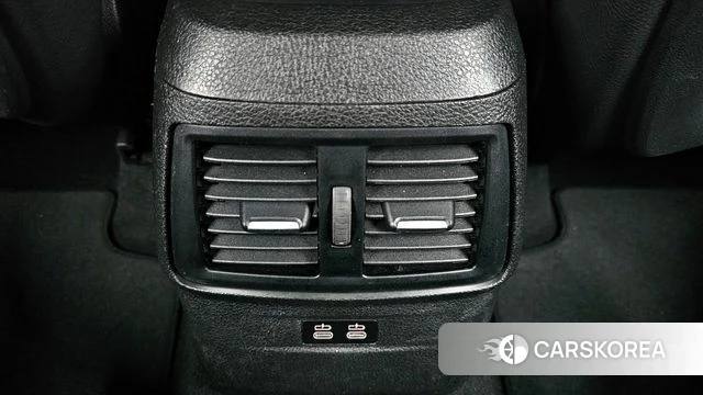 BMW 2 Series Active Tourer (F45) id 3852545 из Кореи 9