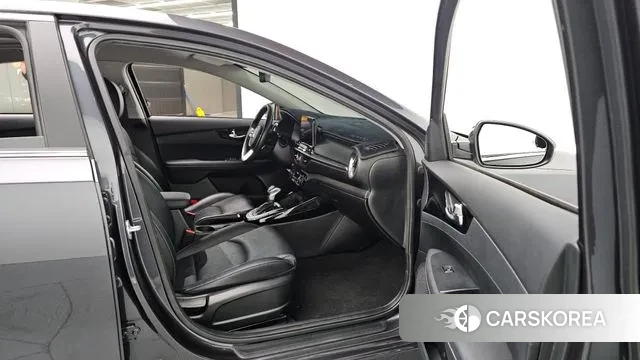 Kia Come New K3 id 3551982 из Кореи 9