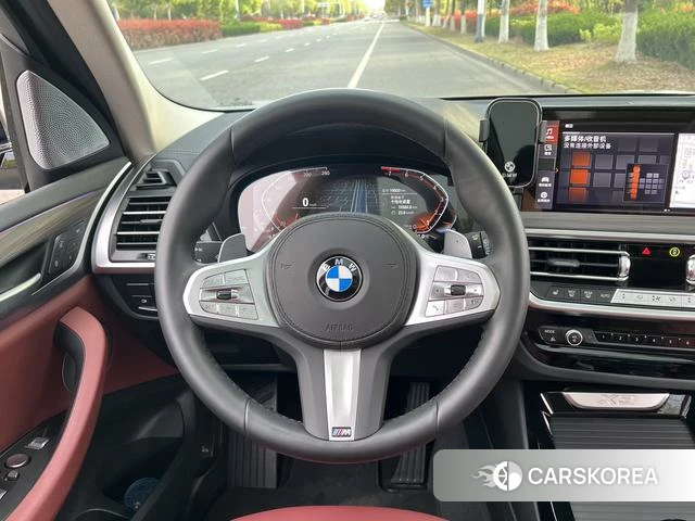 BMW X3 id 4297462 из Китая 9
