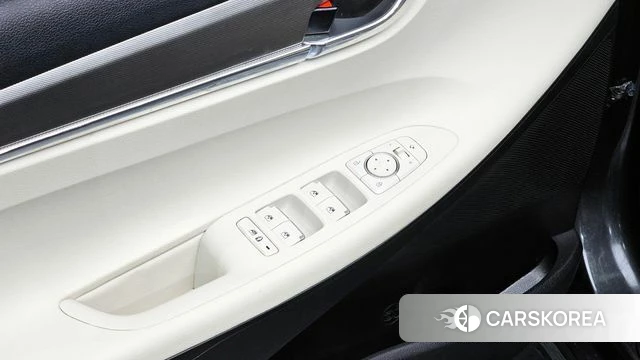 Hyundai The New Grandeur IG Hybrid id 3865559 из Кореи 9