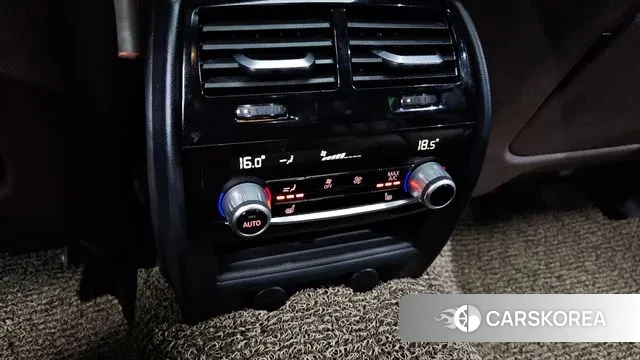 BMW 5 Series (G30) id 3233965 из Кореи 9