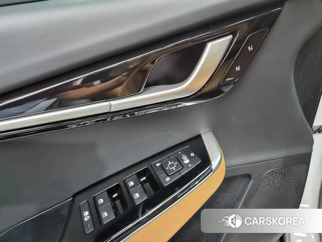 Kia EV6 id 4696384 из Кореи 9