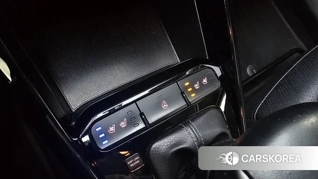 Kia Stonic id 3651643 из Кореи 9