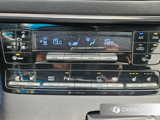 Hyundai The New Grandeur IG id 3283576 из Кореи 9