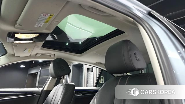 BMW 5 Series (G30) id 4188463 из Кореи 9