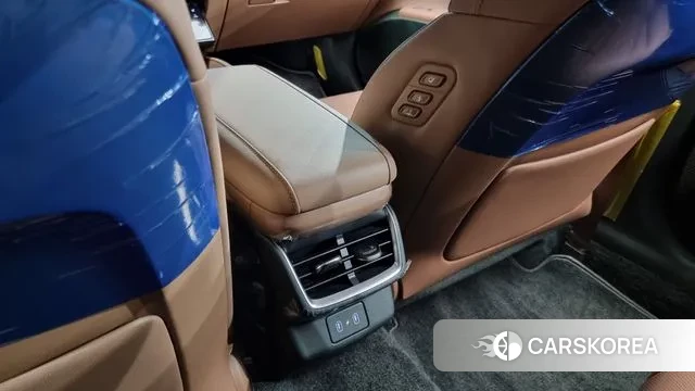 Hyundai Grandeur (GN7) id 3517567 из Кореи 9