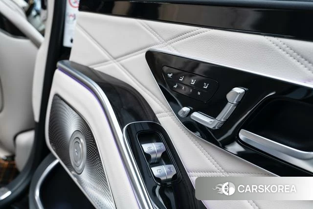 Mercedes-Benz Maybach S-class id 4255807 из Китая 9