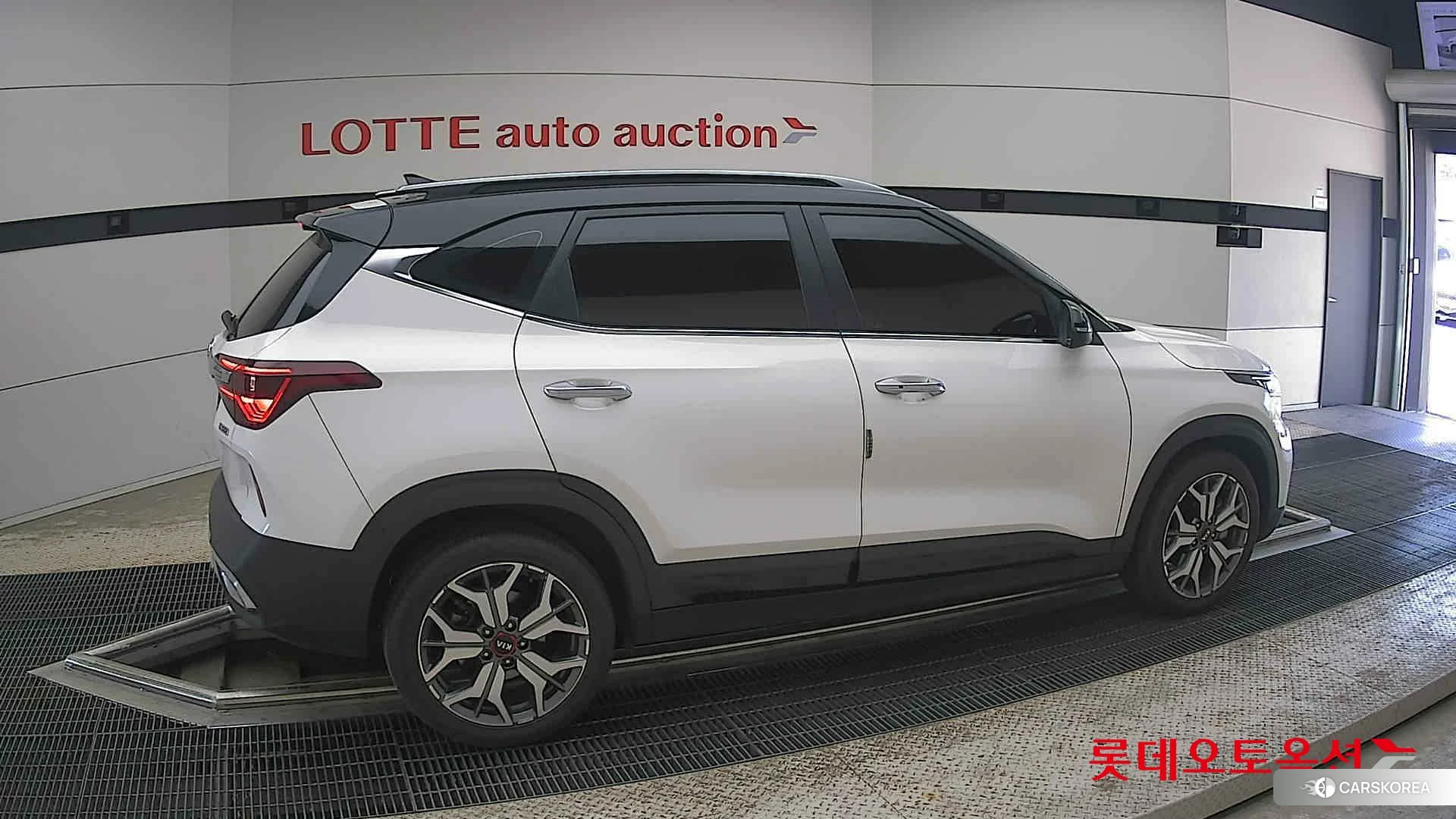 Kia Seltos id 4296900 из Кореи 9