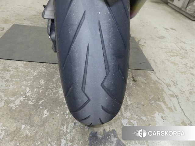 Проданный Honda CBR400R id 3994877 из Японии, фото 9