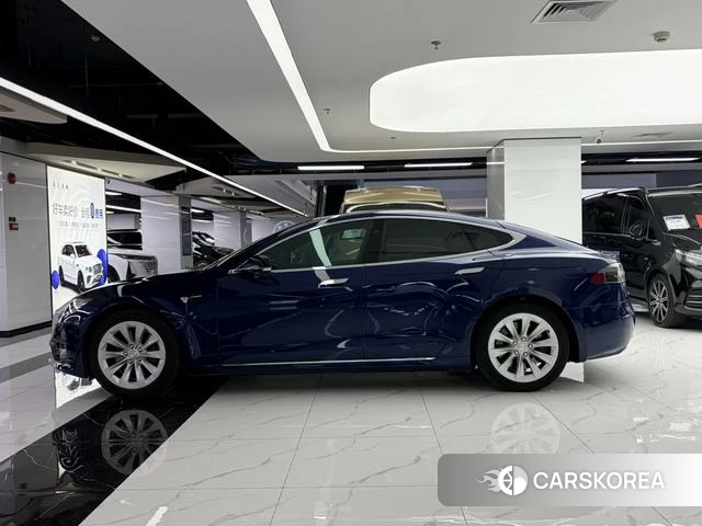 Tesla Model S id 4219948 из Китая 9