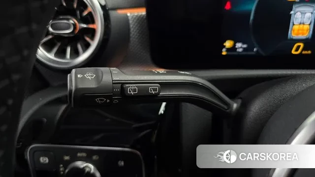 Mercedes-Benz A-Class W177 id 3311438 из Кореи 9