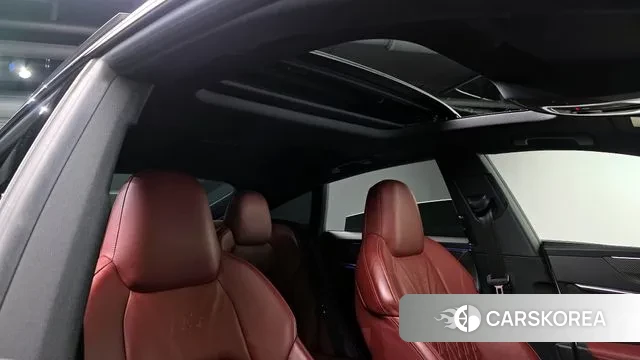 Audi S7 (4K) id 3449044 из Кореи 9